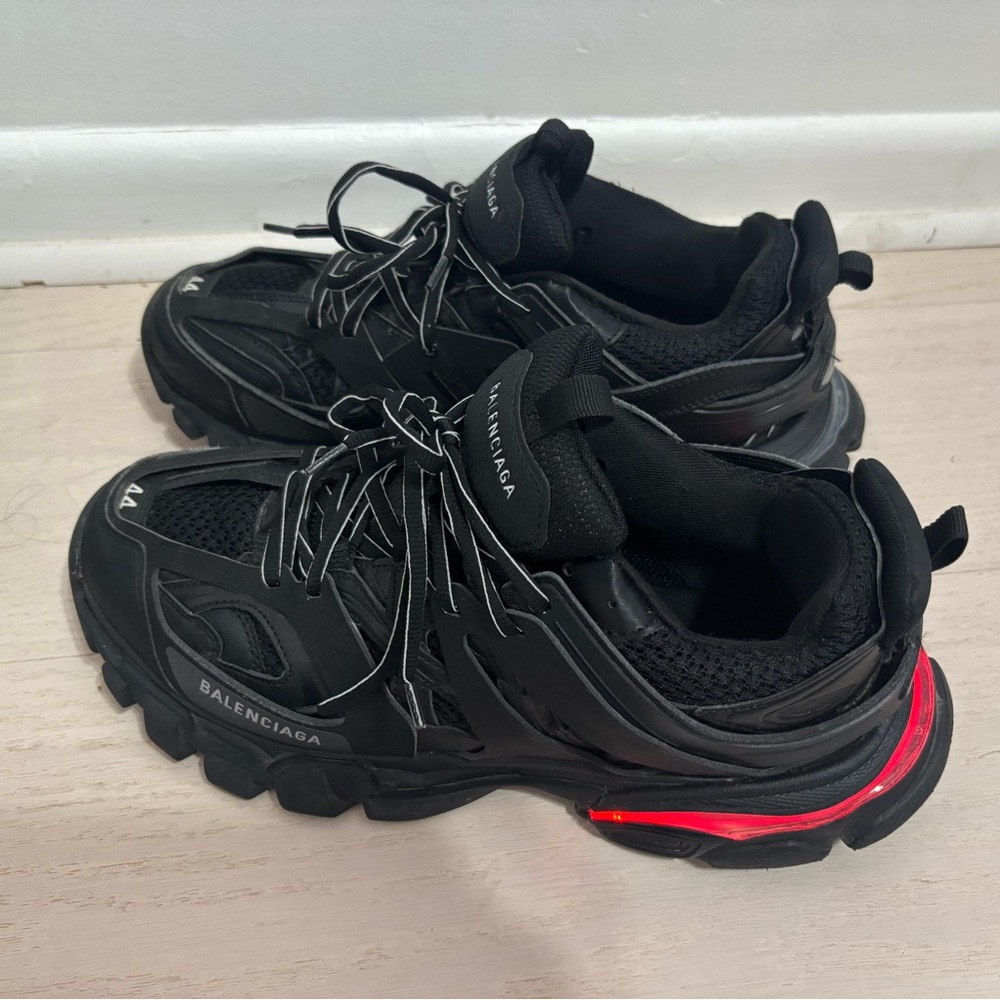 Balenciaga track runner led size 44
